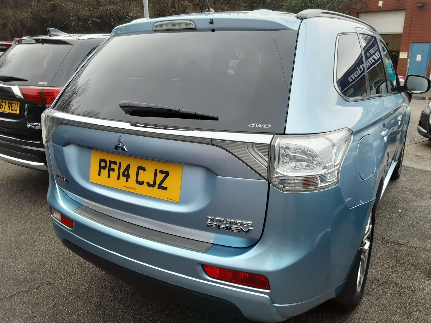 Used Mitsubishi Outlander 2014 for sale - 77017062: Photo 11