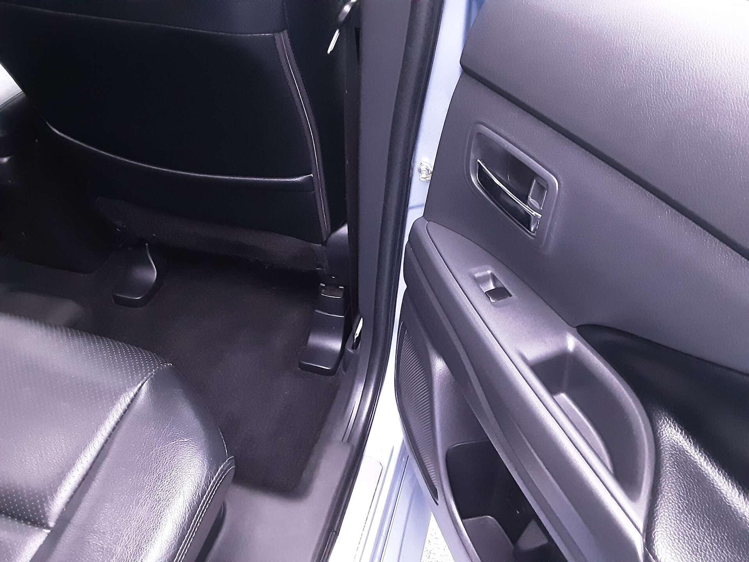 Used Mitsubishi Outlander 2014 for sale - 77017062: Photo 29