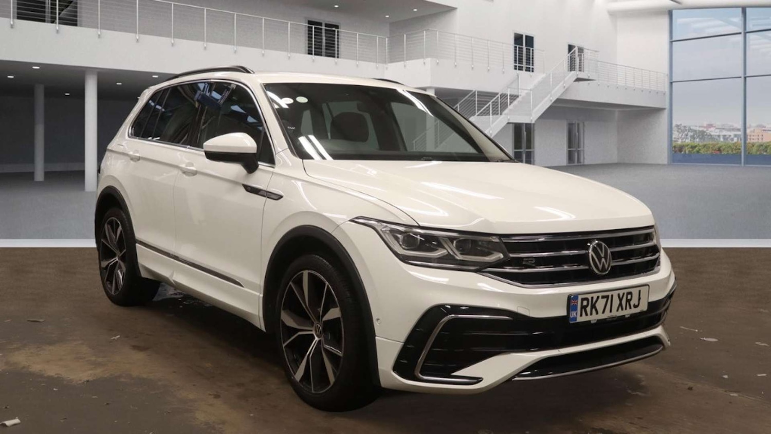 Used Volkswagen Tiguan 2021 for sale - 76407719: Photo 1