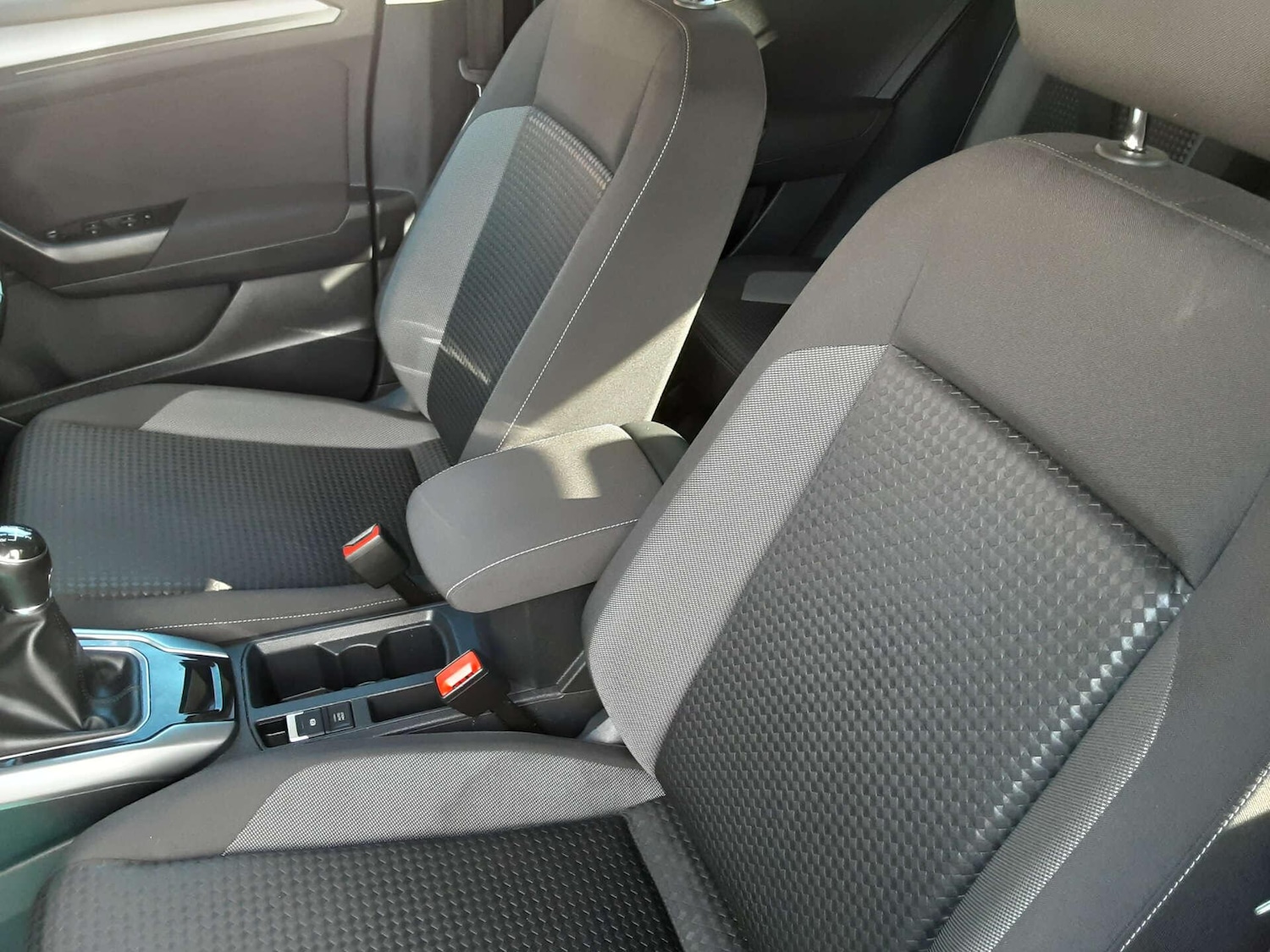 Used Volkswagen T-Roc 2021 for sale - 76807652: Photo 21