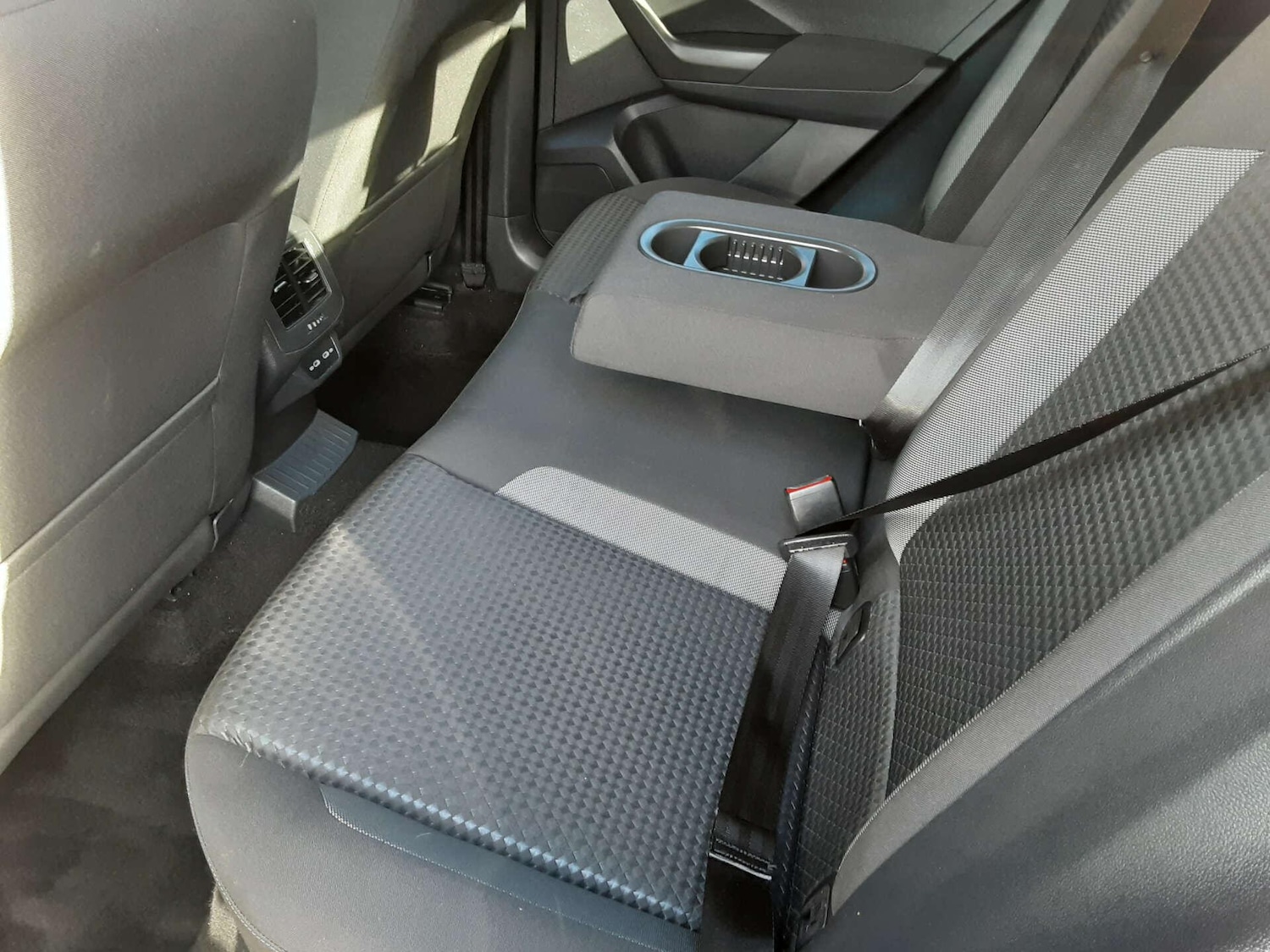 Used Volkswagen T-Roc 2021 for sale - 76807652: Photo 23