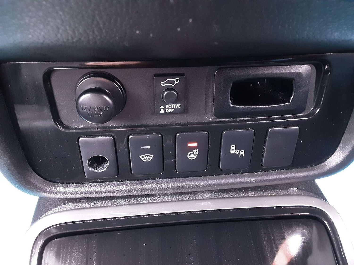 Used Mitsubishi Outlander 2018 for sale - 77598767: Photo 28