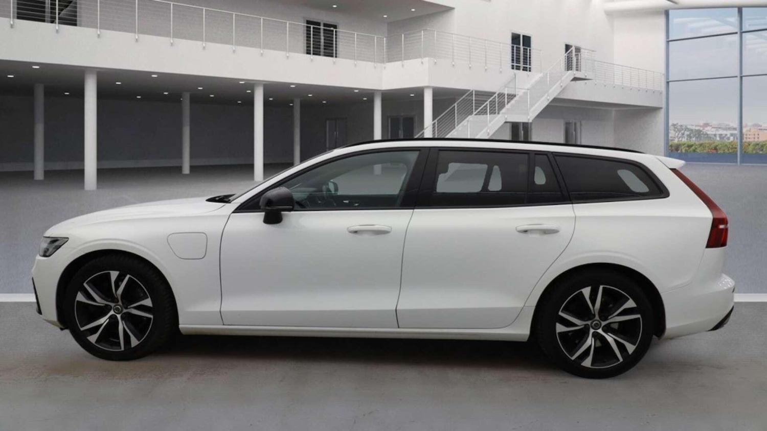 Used Volvo V60 2021 for sale - 77203665: Photo 12