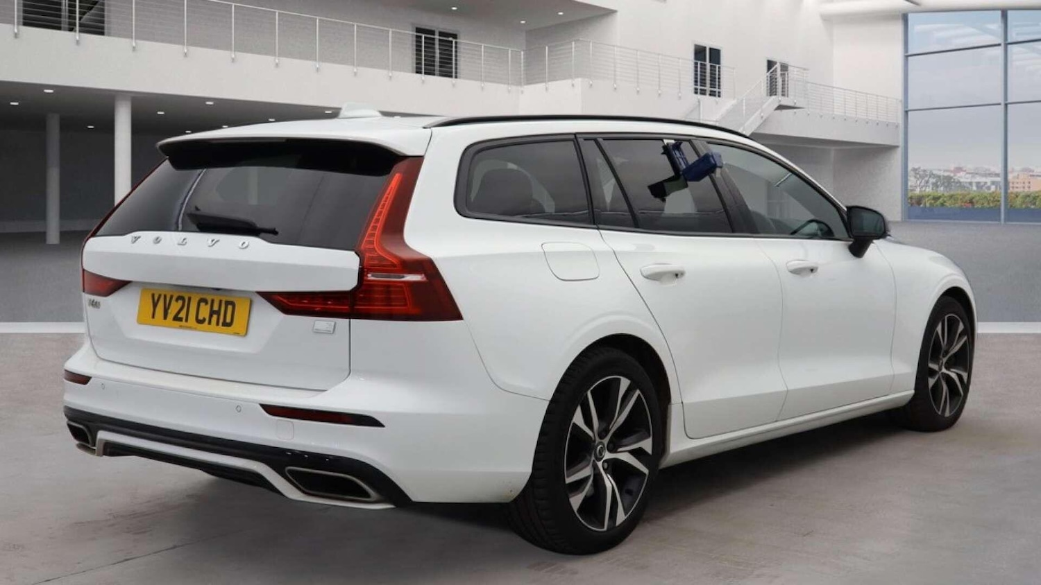 Used Volvo V60 2021 for sale - 77203665: Photo 6