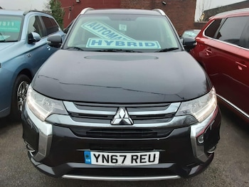 Used Mitsubishi Outlander 2017 for sale - 77229886: Photo