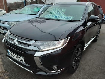 Used Mitsubishi Outlander 2017 for sale - 77229886: Photo