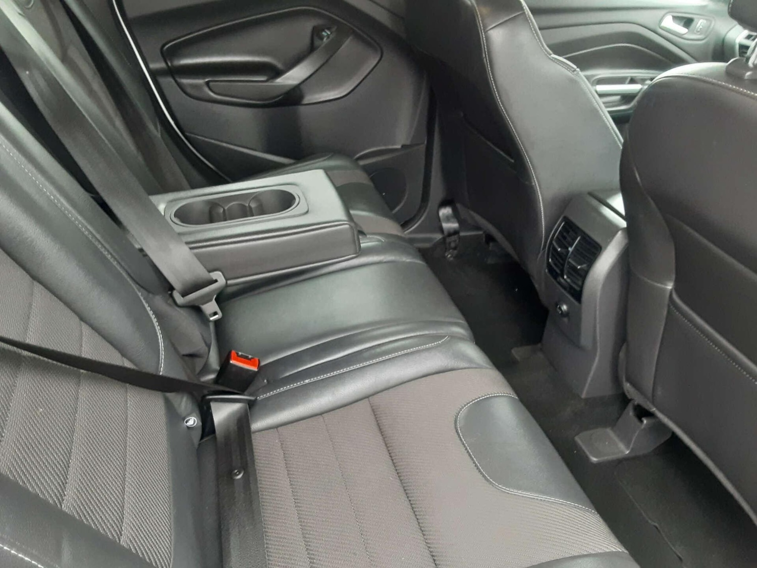 Used Ford Kuga 2015 for sale - 76807702: Photo 26