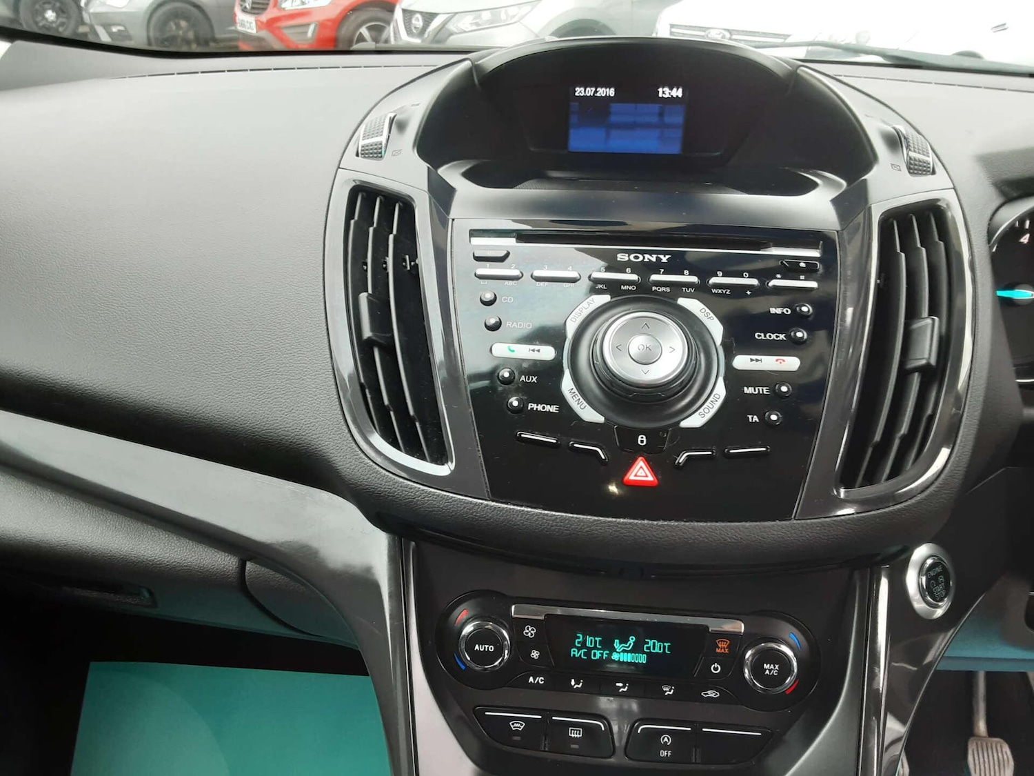 Used Ford Kuga 2015 for sale - 76807702: Photo 34