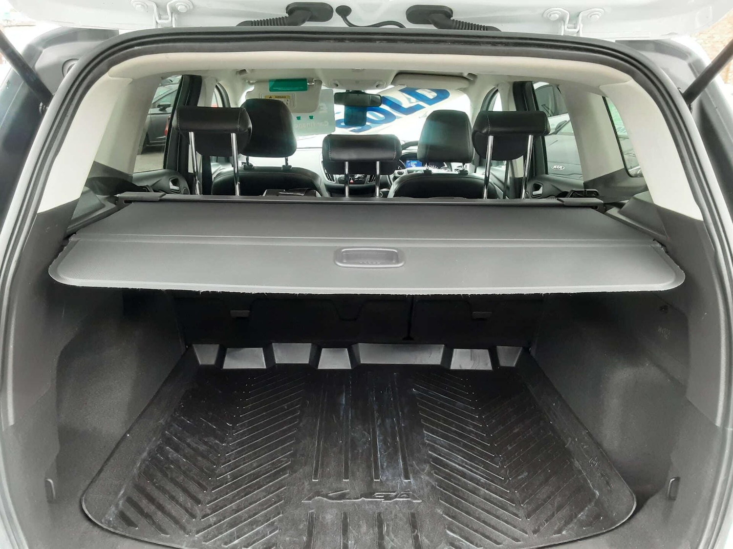 Used Ford Kuga 2015 for sale - 76807702: Photo 35