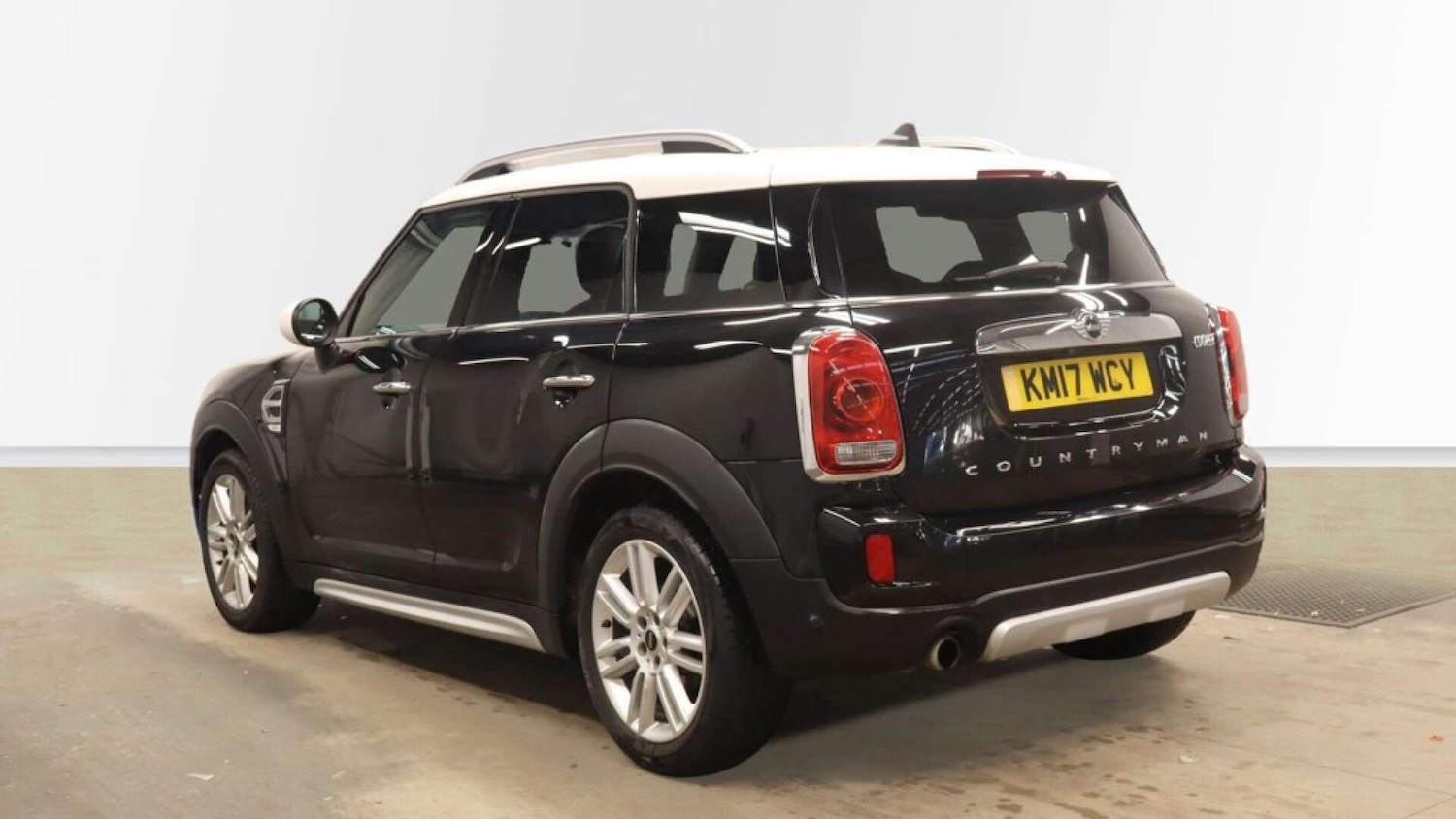 Used MINI Countryman 2017 for sale - 77131050: Photo 3