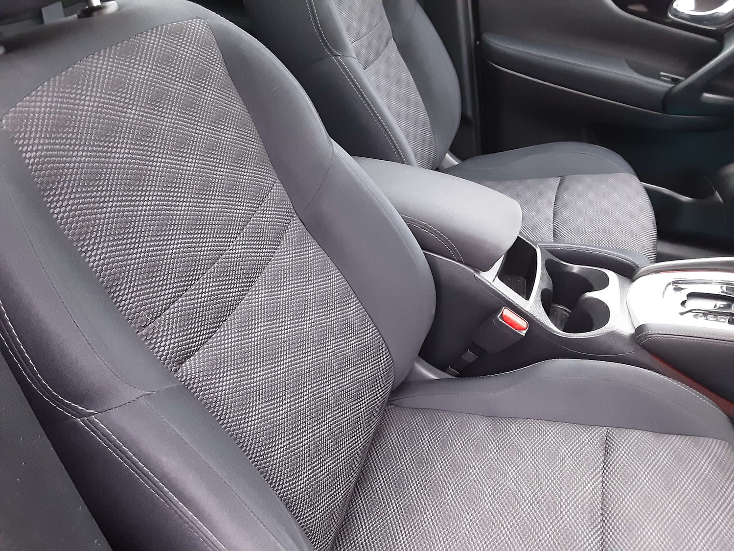 Used Nissan Qashqai 2014 for sale - 76556002: Photo 24