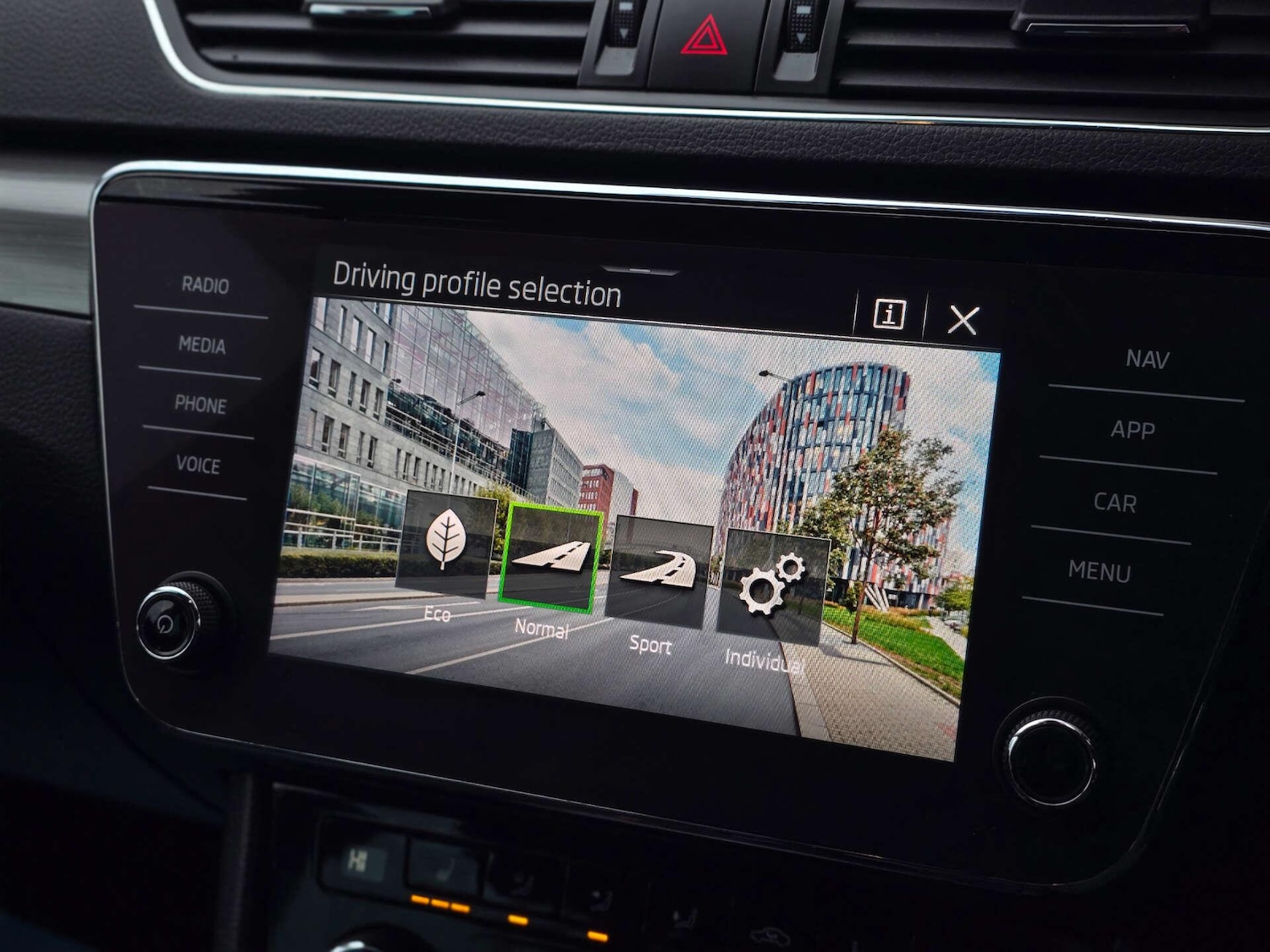 Used Skoda Superb 2022 for sale - 77229452: Photo 24