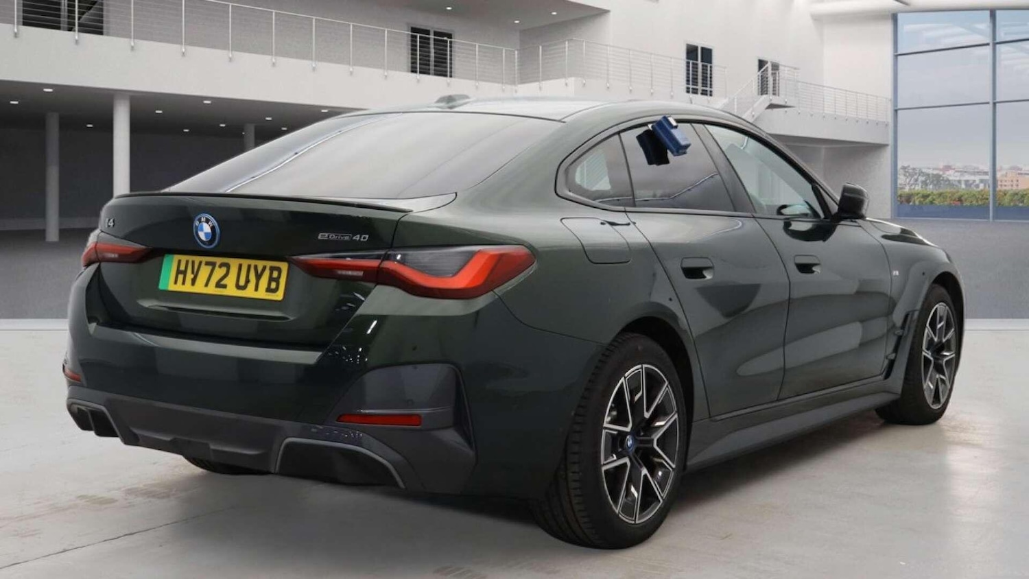 Used BMW i4 2022 for sale - 77440526: Photo 4