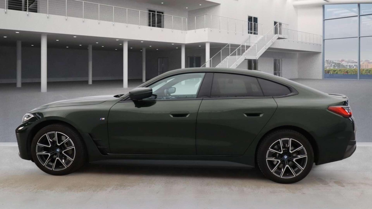 Used BMW i4 2022 for sale - 77440526: Photo 9