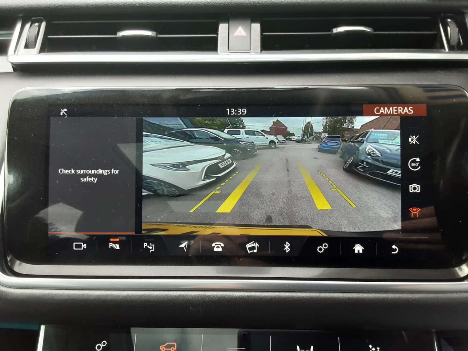 Used Land Rover Range Rover Velar 2019 for sale - 76404584: Photo 43