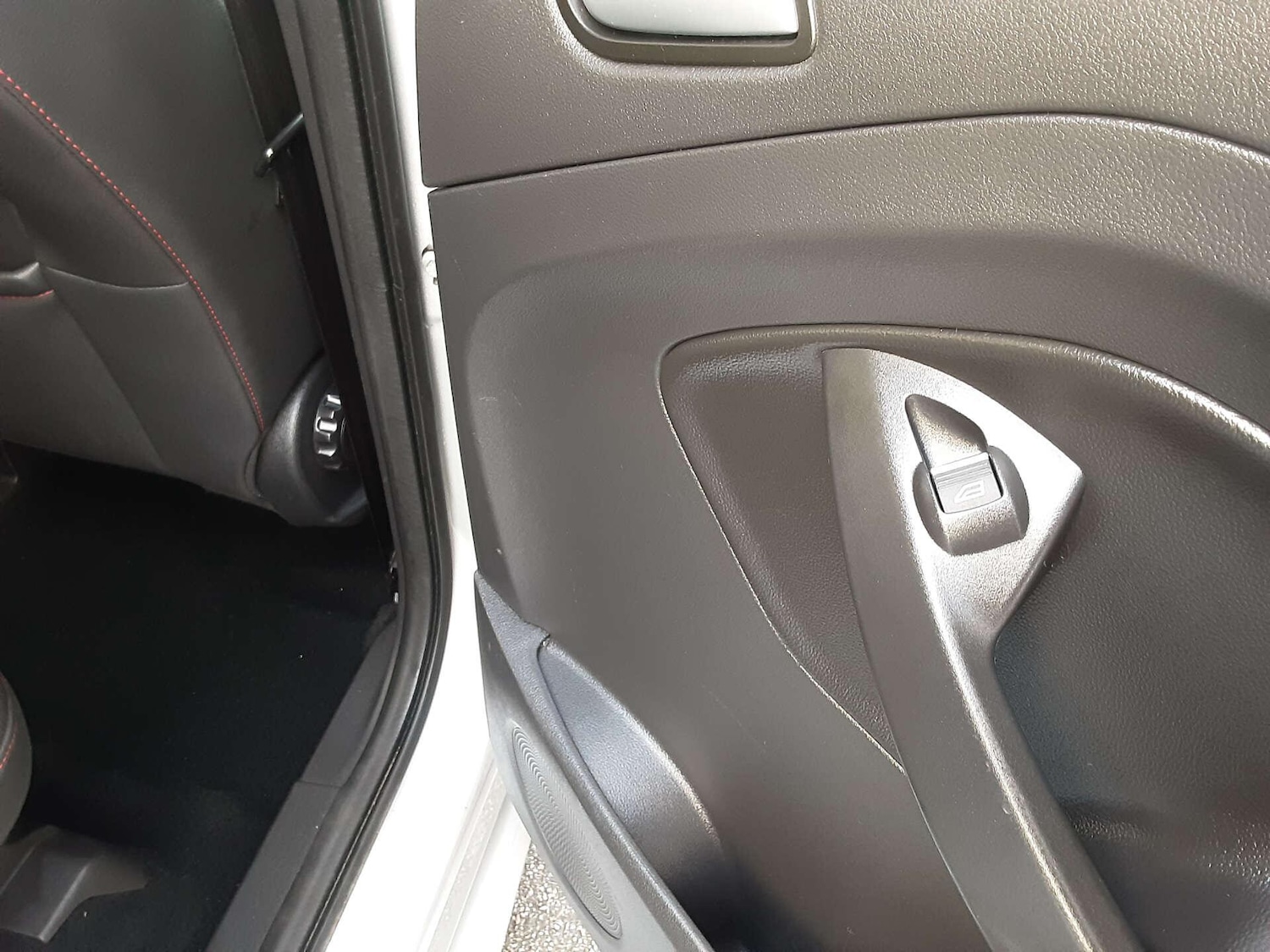 Used Ford Kuga 2019 for sale - 77028988: Photo 30