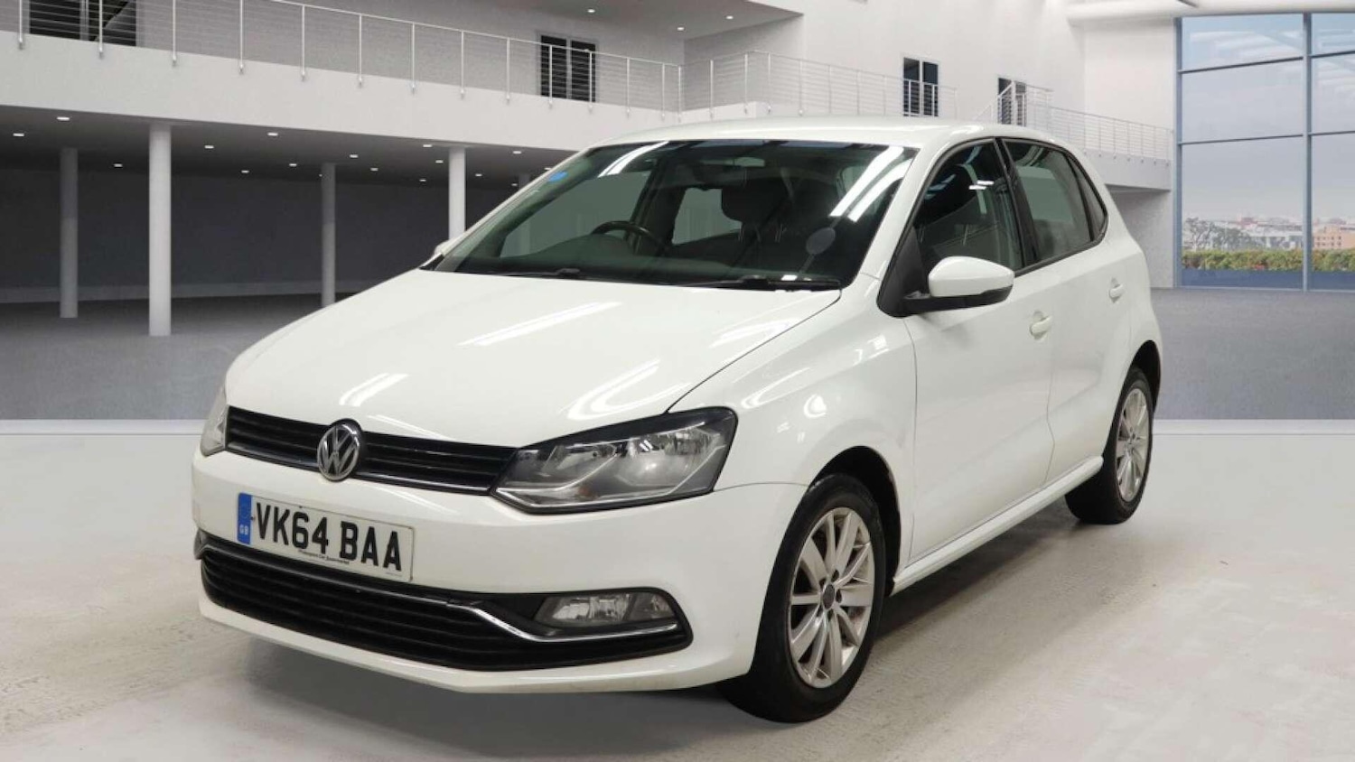 Used Volkswagen Polo 2014 for sale - 77524512: Photo 2