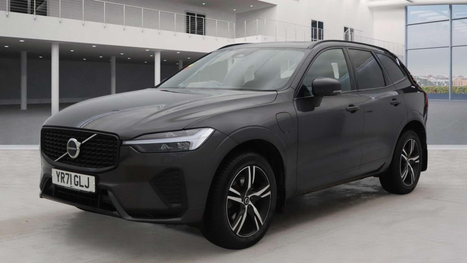 Used Volvo XC60 2022 for sale - 77549463: Photo 2