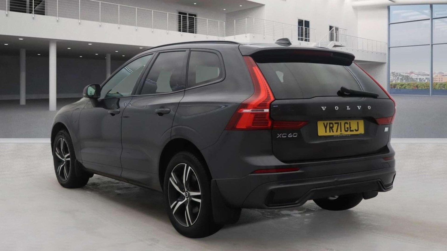 Used Volvo XC60 2022 for sale - 77549463: Photo 3