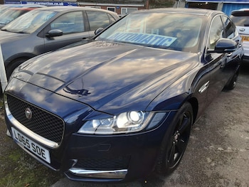Used Jaguar XF 2015 for sale - 76824702: Photo
