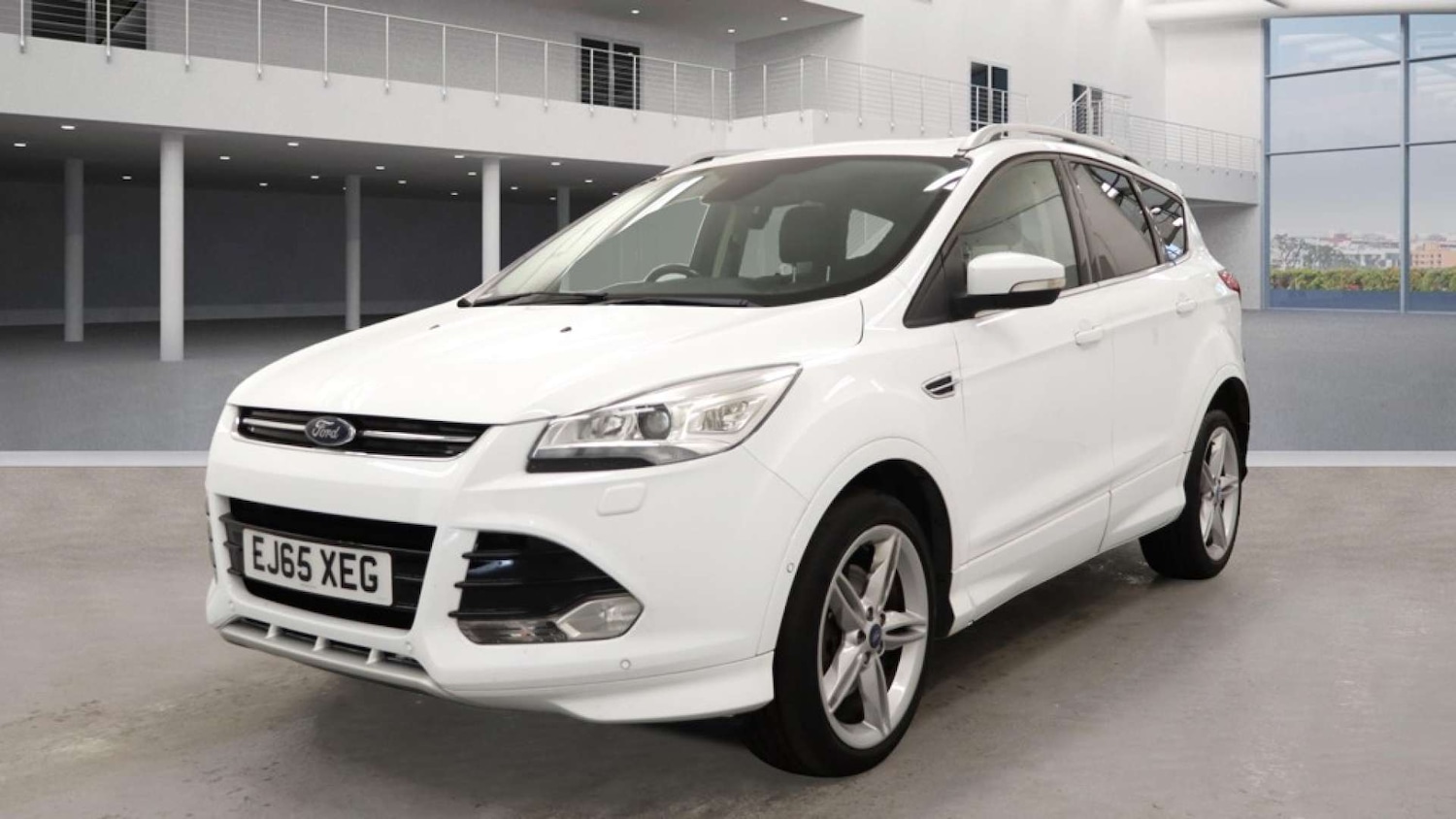 Used Ford Kuga 2015 for sale - 76411980: Photo 2