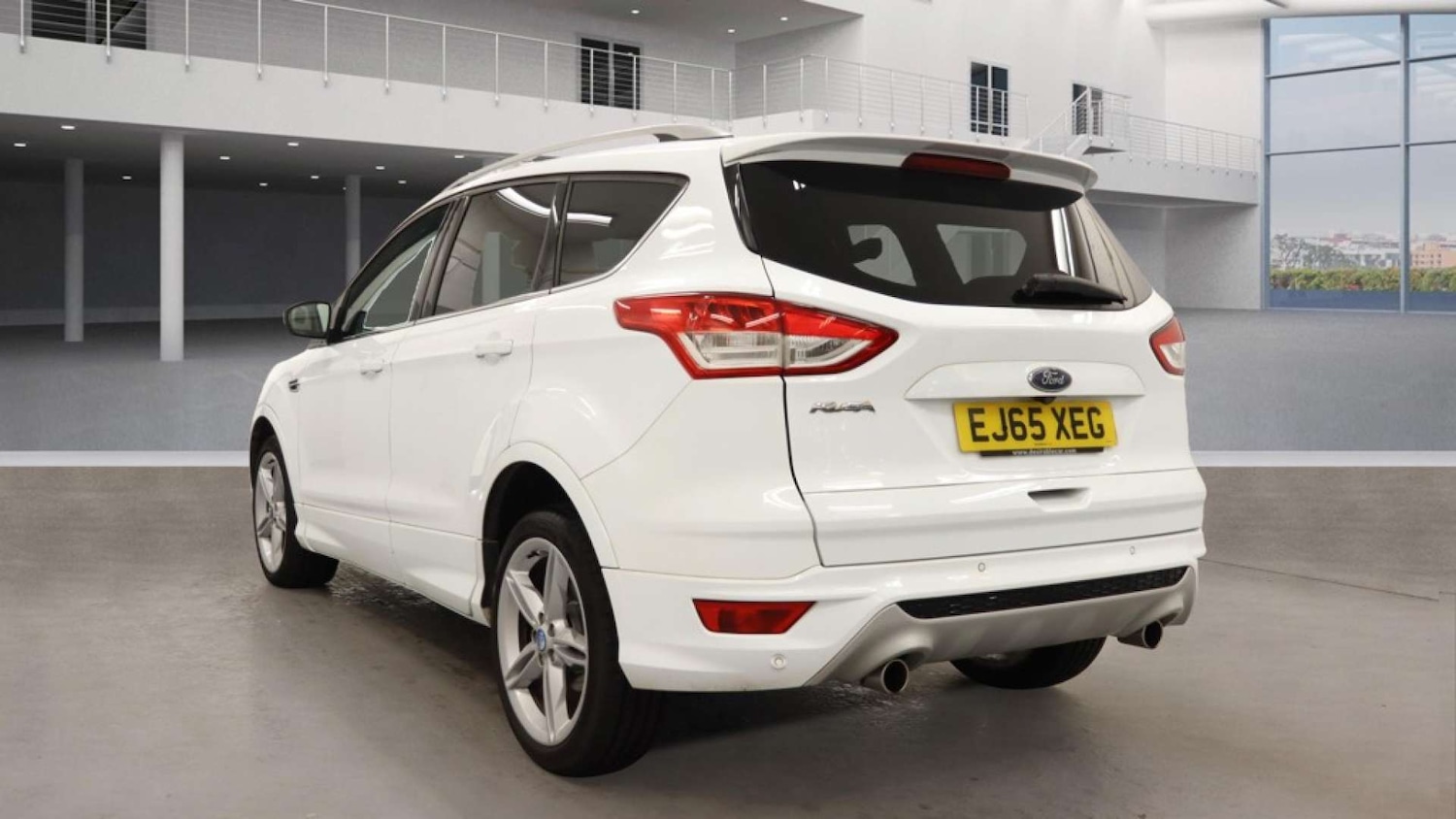 Used Ford Kuga 2015 for sale - 76411980: Photo 3