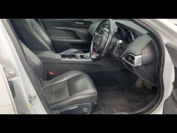 Used Jaguar XE 2016 for sale - 74874637: Photo