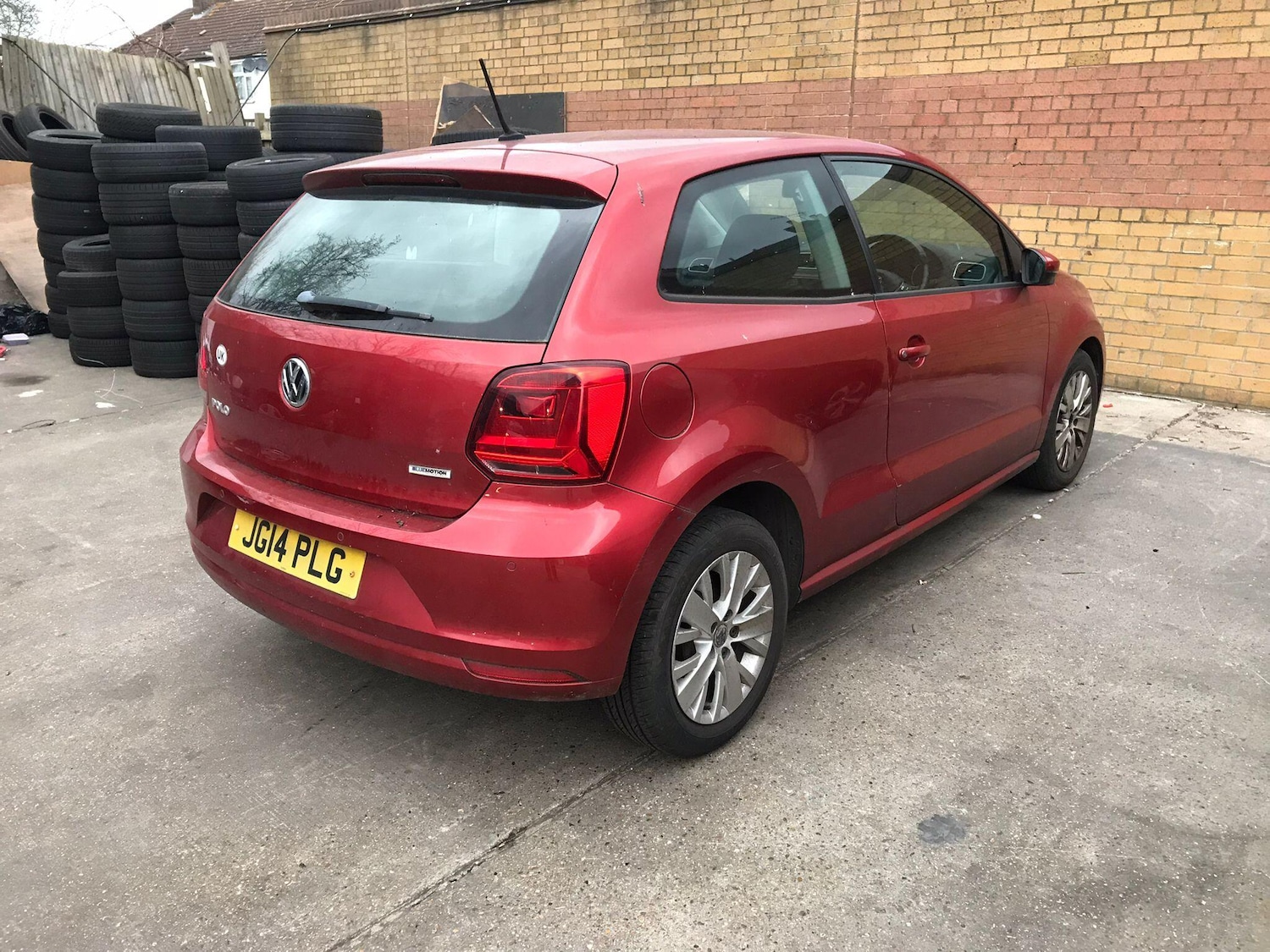 Used Volkswagen Polo for sale - 77684000: Photo 2