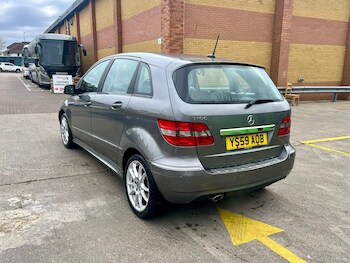 Used Mercedes-Benz B Class 2009 for sale - 78127789: Photo