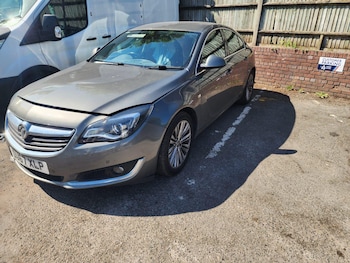 Used Vauxhall Insignia 2017 for sale - 79388813: Photo