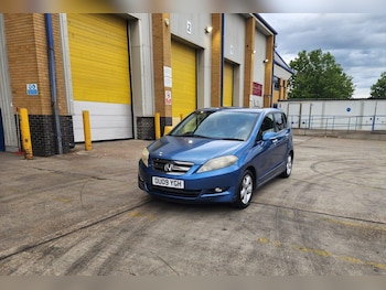 Used Honda FR-V 2009 for sale - 79362177: Photo