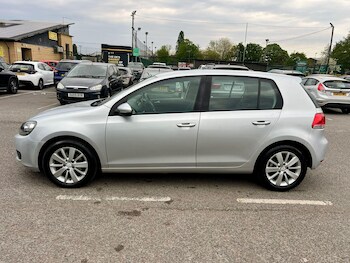 Used Volkswagen Golf 2010 for sale - 78405280: Photo