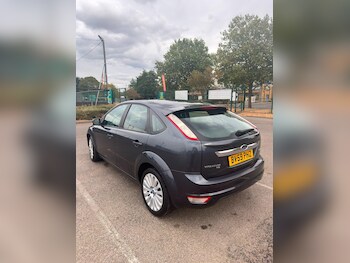 Used Ford Focus 2009 for sale - 79337389: Photo