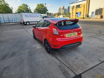 Used Ford Fiesta 2016 for sale - 79255577: Photo