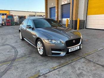 Used Jaguar XF 2018 for sale - 79508774: Photo