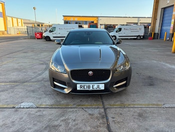 Used Jaguar XF 2018 for sale - 79508774: Photo