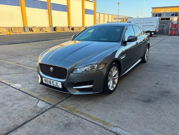 Used Jaguar XF 2018 for sale - 79508774: Photo