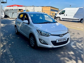 Used Hyundai i20 2012 for sale - 78230788: Photo