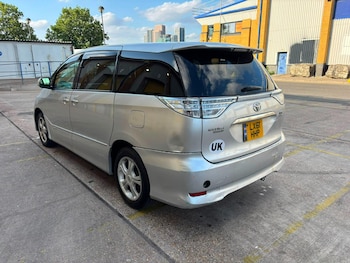Used Toyota Estima 2017 for sale - 79256049: Photo
