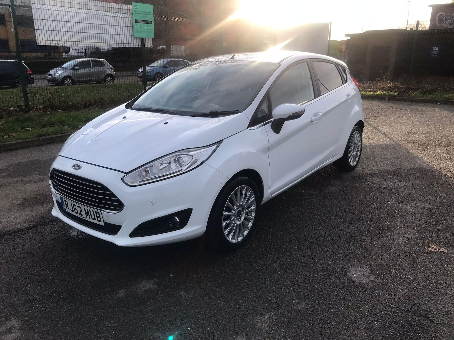 Used Ford Fiesta 2013 for sale - 77304991: Photo 2