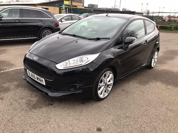 Used Ford Fiesta 2016 for sale - 77709705: Photo