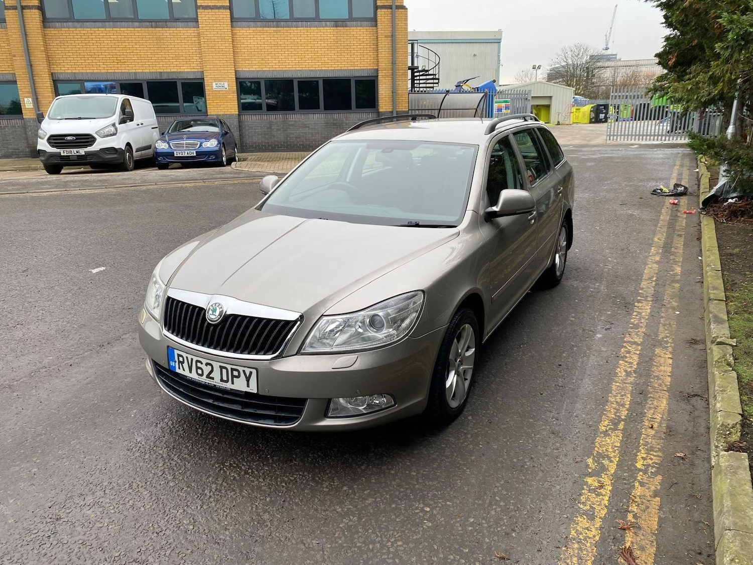 Used Skoda Octavia 2013 for sale - 77030990: Photo 2