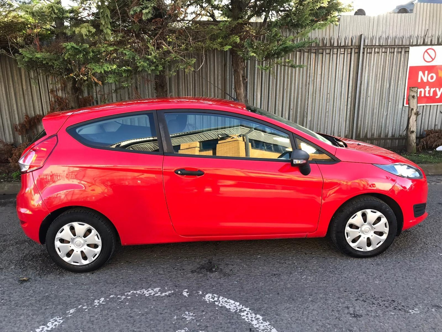 Used Ford Fiesta 2014 for sale - 77670341: Photo 6
