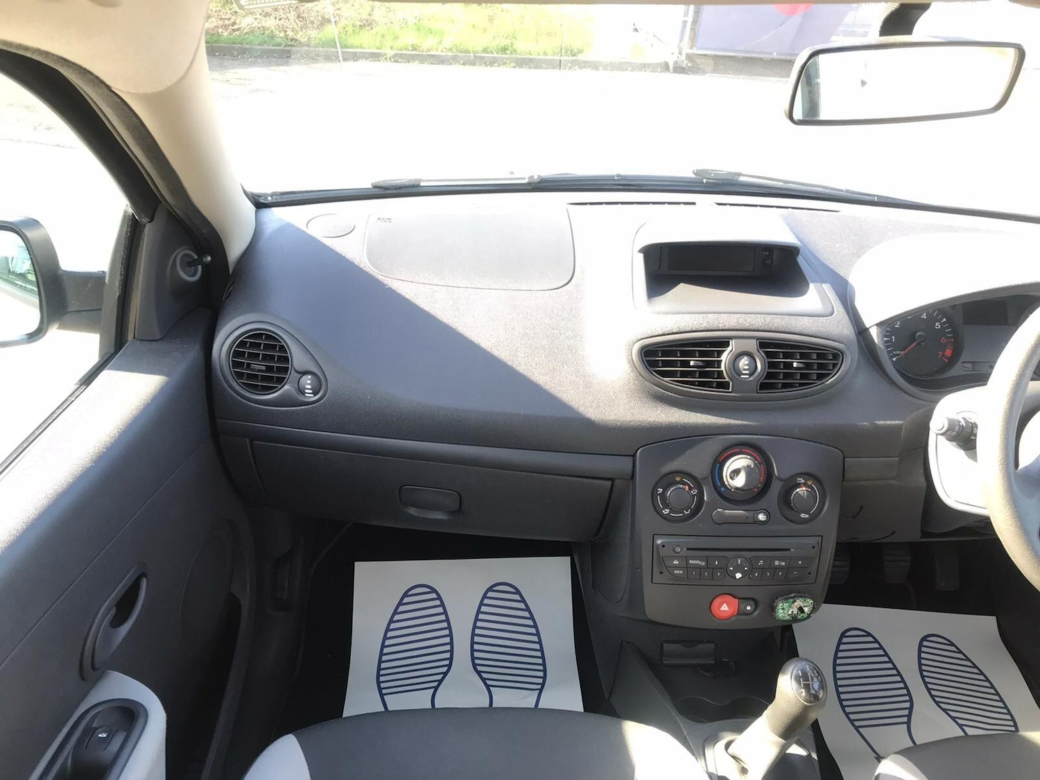 Used Renault Clio 2011 for sale - 77723203: Photo 13