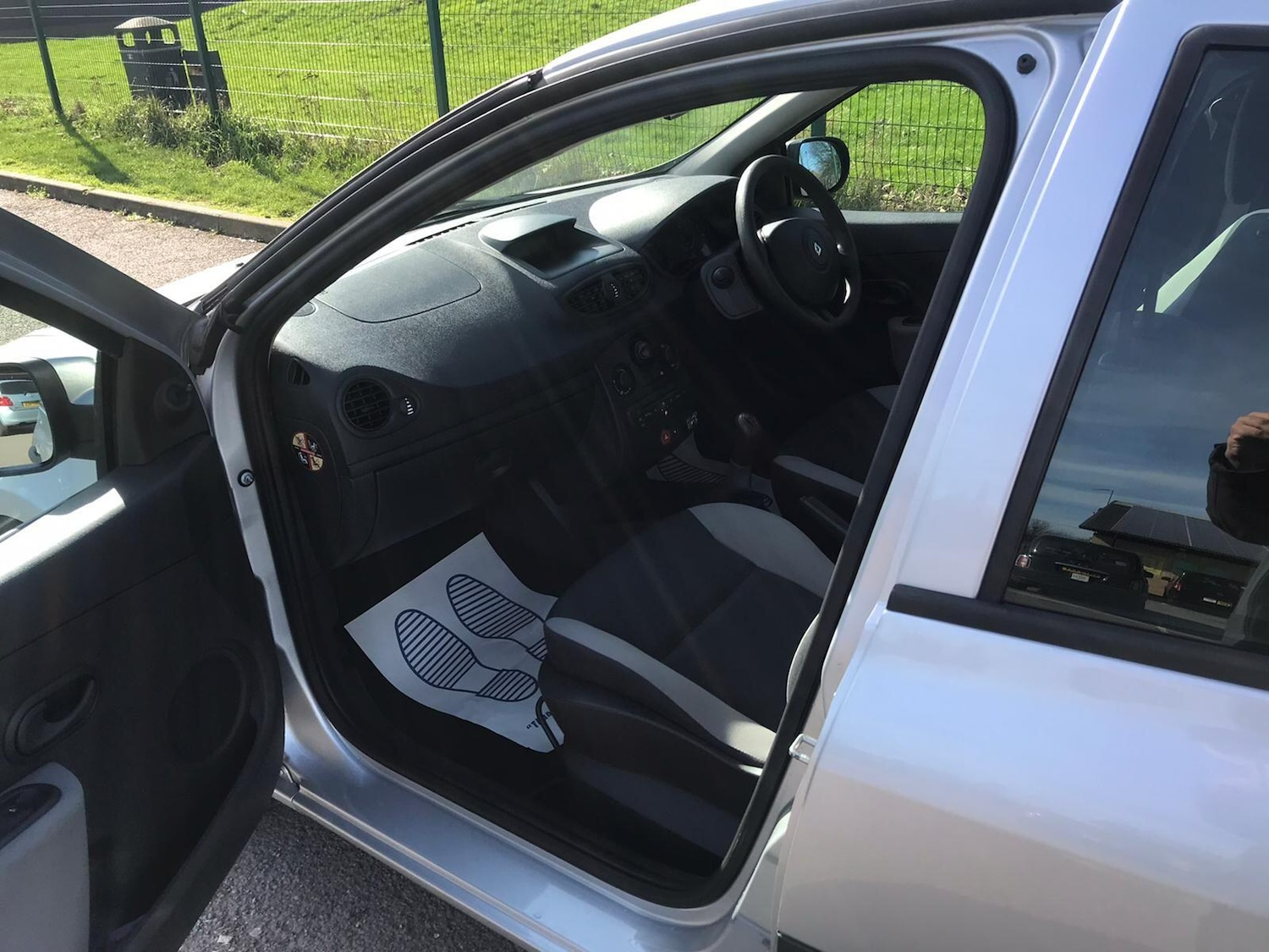 Used Renault Clio 2011 for sale - 77723203: Photo 16