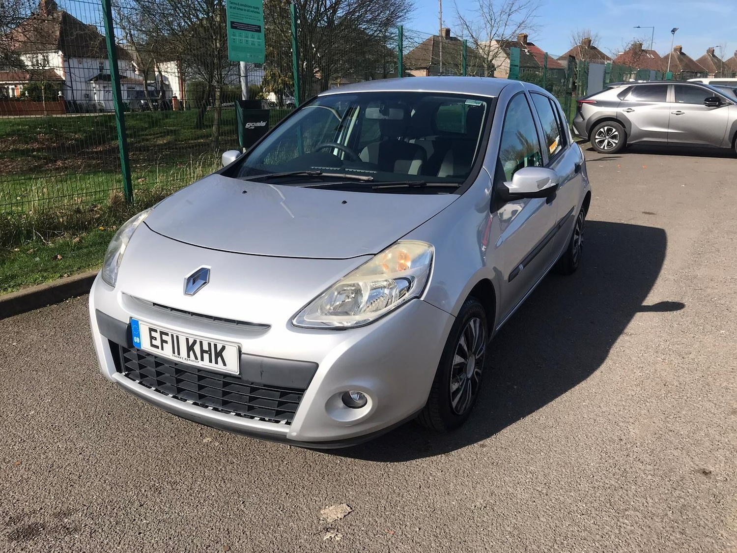Used Renault Clio 2011 for sale - 77723203: Photo 2