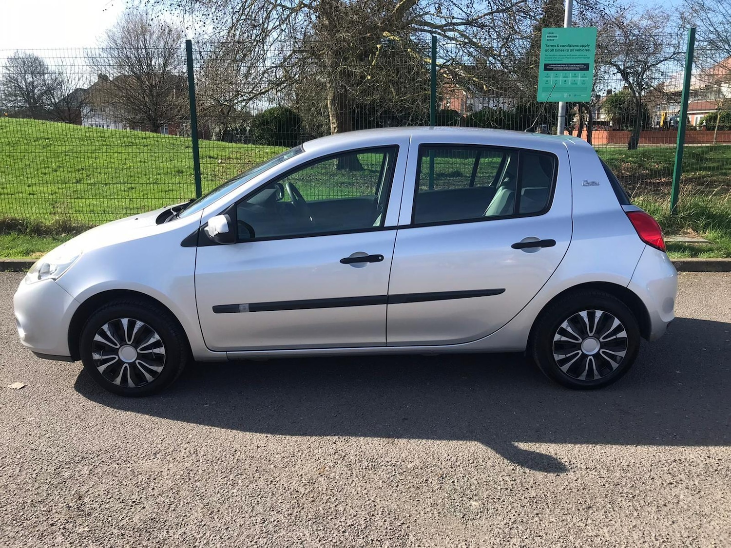 Used Renault Clio 2011 for sale - 77723203: Photo 7