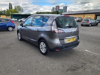 Used Renault Scenic 2014 for sale - 79464289: Photo