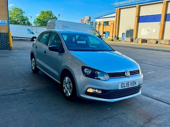 Used Volkswagen Polo 2015 for sale - 79224641: Photo