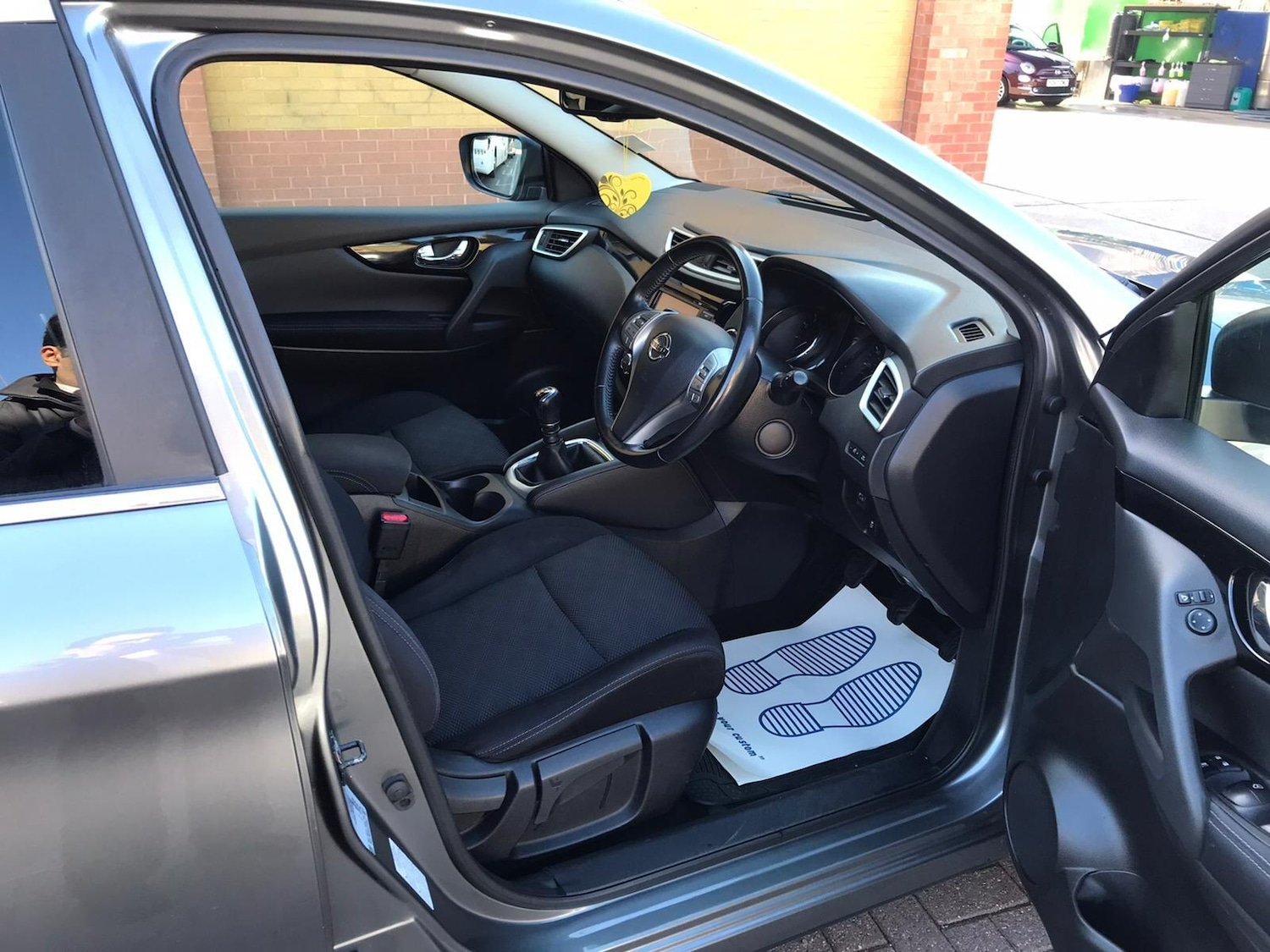 Used Nissan Qashqai 2016 for sale - 77939923: Photo 10